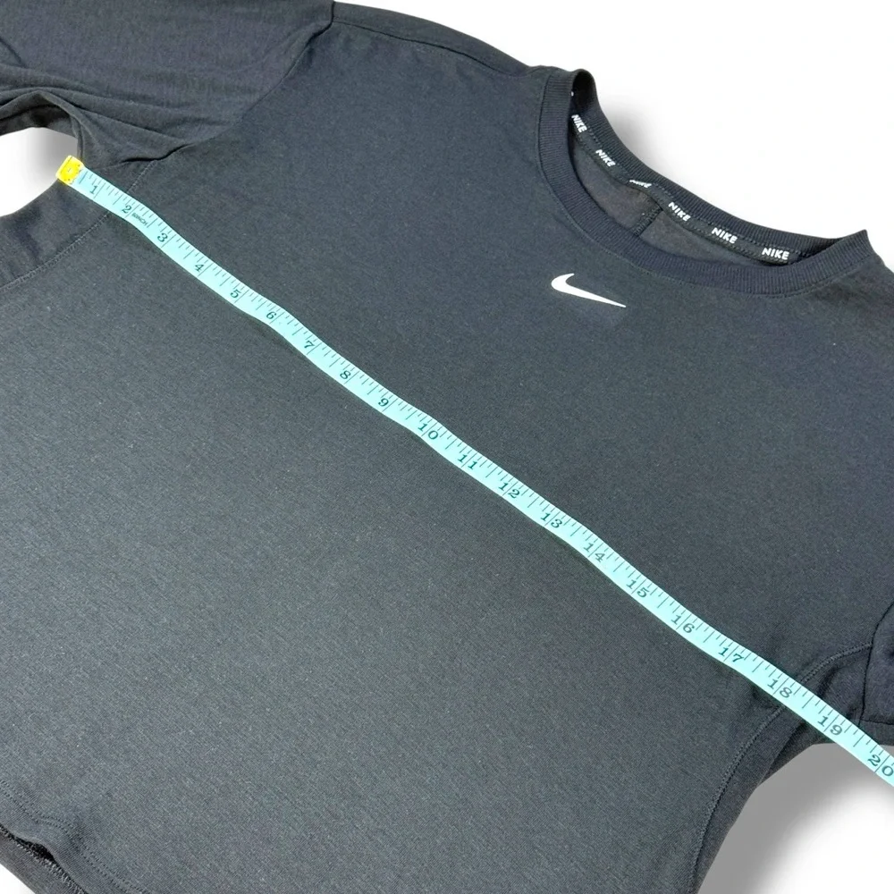NWT Nike Top Girls Size Large L Black Short Sleeve T-Shirt‎